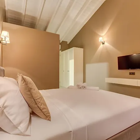 ホテル Windtown Deluxe アラカティ